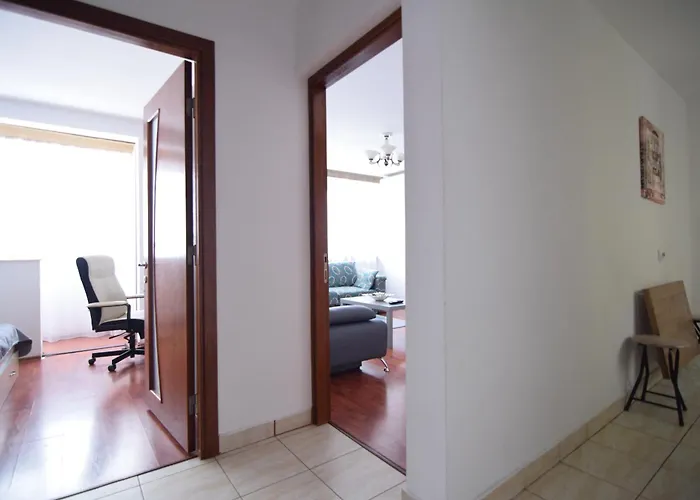 Resedinta Cantemir Apartament Bucureşti